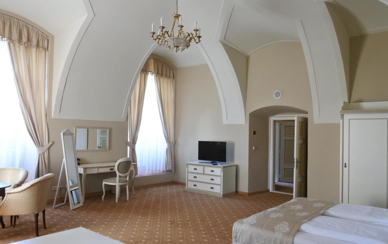 Hotel Gino Park Palace Povazska Bystrica Exterior foto