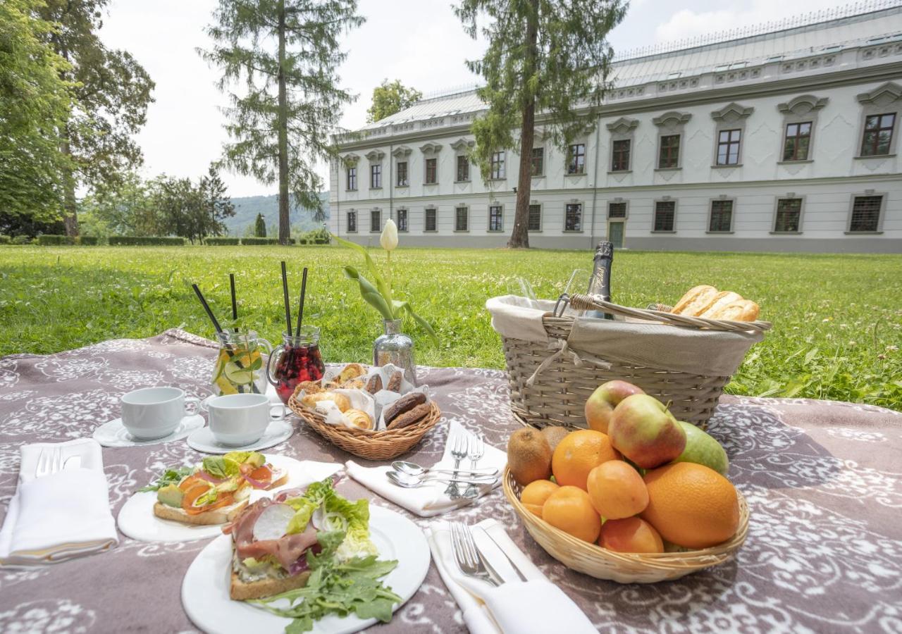 Hotel Gino Park Palace Povazska Bystrica Exterior foto