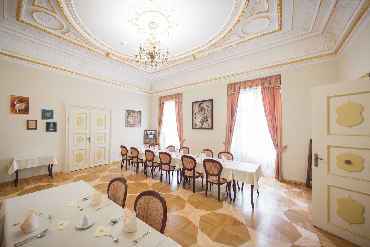 Hotel Gino Park Palace Povazska Bystrica Exterior foto